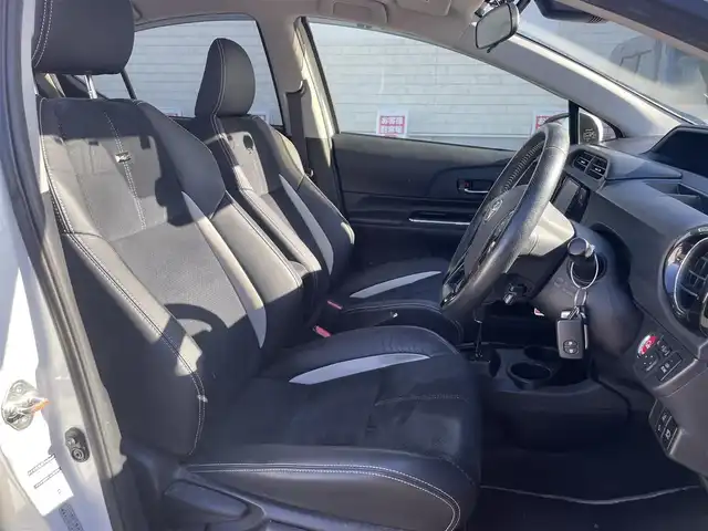 トヨタ アクア G G’s 群馬県 2015(平27)年 9.7万km ライムホワイトパールクリスタルシャイン (株)IDOMが運営する【じしゃロン伊勢崎店】の自社ローン対象車両になります。こちらは現金ご利用時の価格です。/自社ローンご希望の方は別途その旨お申付け下さい。/純正ナビ【NSZT-W64】/CD/DVD/BT/フルセグＴＶ/バックカメラ/Ｇ’ｓ純正17インチＡＷ/プッシュスタート/純正マット/オートライト