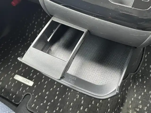 日産 ルークス ハイウェイスター X 静岡県 2023(令5)年 1.5万km ホワイトパール 純正ナビ/（AM/FM/CD/DVD/BT)/フルセグTV/アラウンドビューモニター/バックカメラ/両側パワースライドドア/左側ハンズフリースライドドア/ビルトインETC/スマートキー/プッシュスタート/スペアキー×１/LEDヘッドライト/純正14インチアルミホイール/純正フロアマット/快適パック/エマージェンシーブレーキ/レーンキープアシスト/横滑り防止装置/コーナーセンサー/ドライブレコーダー/取扱説明書/保証書