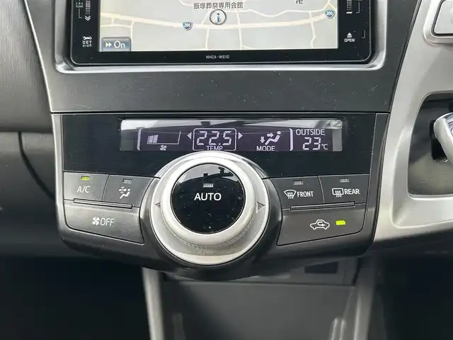 トヨタ プリウス α S ツーリングセレクション 福岡県 2012(平24)年 5.3万km グレーメタリック ・アルパインナビ/（BLUETOOTH/フルセグ/バックカメラ/DVD再生/・ETC/・電動格納ミラー/・カーテンエアバッグ/・純正フロアマット/・CDチェンジャー/・プッシュスタート/・スマートキー/・保証書/・取扱説明書/・ドリンクホルダー