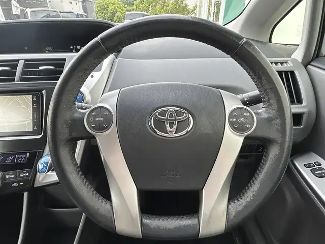 トヨタ プリウス α S ツーリングセレクション 福岡県 2012(平24)年 5.3万km グレーメタリック ・アルパインナビ/（BLUETOOTH/フルセグ/バックカメラ/DVD再生/・ETC/・電動格納ミラー/・カーテンエアバッグ/・純正フロアマット/・CDチェンジャー/・プッシュスタート/・スマートキー/・保証書/・取扱説明書/・ドリンクホルダー