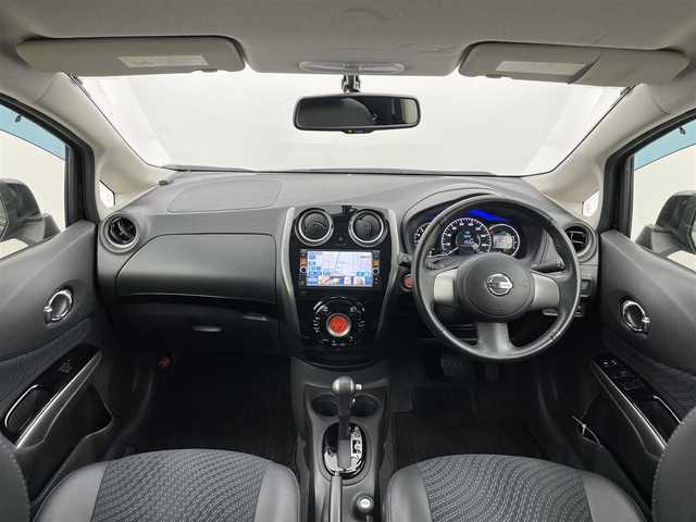 日産 ノート メダリスト 富山県 2013(平25)年 7.5万km スーパーブラック ワンオーナー/純正ナビ（MC313D-W）/フルセグTV/全方位カメラ/ハーフレザーシート/プッシュスタート/スマートキー/LED/オートライト/アイドリングストップ/横滑り防止装置/ETC/ヘッドライトレベライザー/革巻きステアリング/保証書/取扱説明書