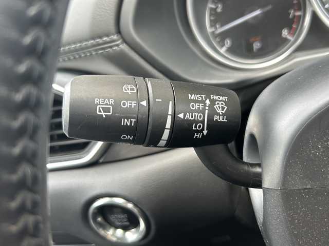 マツダ ＣＸ－５ 20S プロアクティブ 静岡県 2019(平31)年 5.7万km 赤 シティブレーキサポート/・衝突軽減ブレーキ/・アクティブクルーズコントロール/・レーンキープサポート/・ロードサインアシスト/純正メーカーナビ/・フルセグTV/Bluetooth/ラジオ/主要装備/・バックカメラ/・ヘッドアップディスプレイ/・コーナーセンサー/・シートヒーター/・ハンドルヒーター/・パワーバックドア/・オートホールド/・ドライブレコーダー/・ステアリングリモコン/・オートライト/・革巻きステアリング/・パワーシート/・プッシュスタート/・スマートキー