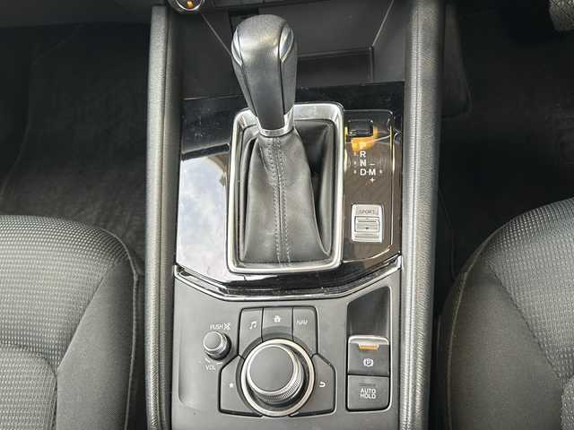 マツダ ＣＸ－５ 20S プロアクティブ 静岡県 2019(平31)年 5.7万km 赤 シティブレーキサポート/・衝突軽減ブレーキ/・アクティブクルーズコントロール/・レーンキープサポート/・ロードサインアシスト/純正メーカーナビ/・フルセグTV/Bluetooth/ラジオ/主要装備/・バックカメラ/・ヘッドアップディスプレイ/・コーナーセンサー/・シートヒーター/・ハンドルヒーター/・パワーバックドア/・オートホールド/・ドライブレコーダー/・ステアリングリモコン/・オートライト/・革巻きステアリング/・パワーシート/・プッシュスタート/・スマートキー