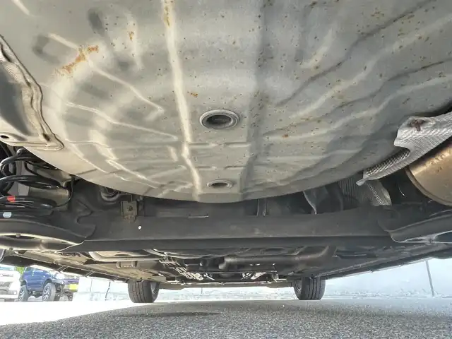 日産 ノート ニスモ 山形県 2015(平27)年 3.4万km スーパーブラック SDナビ:CN-RE05WD/（フルセグTV/FM/AM/BT/CD)/走行中TV視聴可/盗難防止装置/横滑り防止装置/LEDヘッドライト/LEDフォグランプ/カロッツェリアツィーター/スペアキー有/スタッドレスタイヤ積み込み（社外AW）/プッシュスタート/ドアバイザー/保証書/取扱説明書