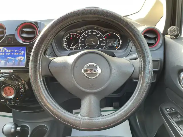 日産 ノート ニスモ 山形県 2015(平27)年 3.4万km スーパーブラック SDナビ:CN-RE05WD/（フルセグTV/FM/AM/BT/CD)/走行中TV視聴可/盗難防止装置/横滑り防止装置/LEDヘッドライト/LEDフォグランプ/カロッツェリアツィーター/スペアキー有/スタッドレスタイヤ積み込み（社外AW）/プッシュスタート/ドアバイザー/保証書/取扱説明書