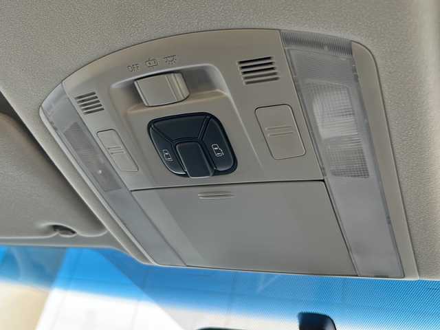 トヨタ ヴェルファイア 2．4Z 埼玉県 2012(平24)年 10.1万km ボルドーマイカメタリック (株)IDOMが運営する【じしゃロン熊谷店】の自社ローン専用車両になりますこちらは現金またはオートローンご利用時の価格です。自社ローンご希望の方は別途その旨お申付け下さい/HDDナビ/（フルセグTV/CD/Bluetooth/AM/FM）/両側パワースライドドア/ETC/バックカメラ/全周囲カメラ/オートHIDヘッドライト/ステアリングスイッチ/オットマン/ドアバイザー/ウィンカーミラー/電動格納ミラー/純正１８インチAW