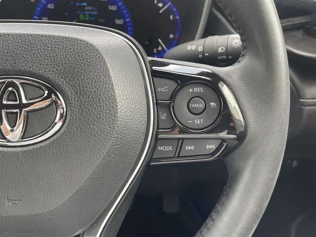 トヨタ カローラ クロス Z 群馬県 2023(令5)年 4万km プラチナホワイトパールマイカ トヨタセーフティセンス/・PCS/・LTA/・BSM/・RCTA/・PKSB/純正ディスプレイオーディオ(FM/AM/BT/ナビ)/フルセグTV/全方位カメラ/前席シートヒーター/運転席パワーシート/レーダークルーズコントロール/ビルトインETC/パワーバックドア/LEDヘッドライト/社外前後ドラレコ/純正フロアマット/純正18インチアルミホイール/オートライト/オートマチックハイビーム/取扱説明書/保証書/スペアキー