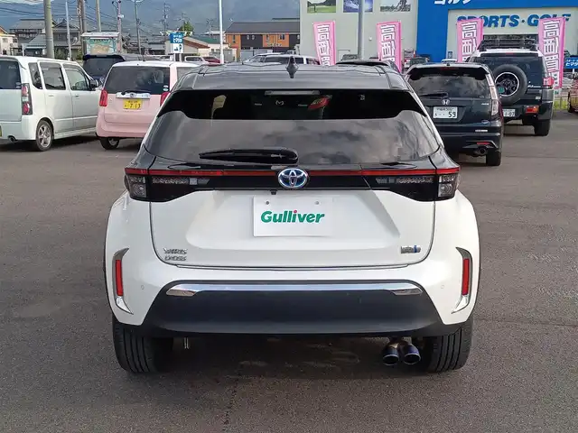 トヨタ ヤリスクロス ハイブリッド Z 福井県 2020(令2)年 6.3万km ブラックマイカ/ホワイトパールクリスタルシャイン 2トーン 純正ディスプレイオーディオ/フルセグTV/バックカメラ/前後ドライブレコーダー/レーダークルーズコントロール/シートヒーター/D席パワーシート/オートライト/オートハイビーム/ハーフレザーシート/純正フロアマット/純正18インチAW/スマートキー