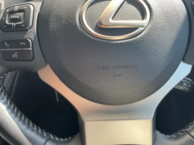 レクサス ＲＣ 350 バージョンL 愛知県 2015(平27)年 2.8万km ホワイトパールクリスタルシャイン 純正ナビ/TV/Bluetooth接続/バックモニター/衝突被害軽減ブレーキ/レーンディパーチャーアラート/ブラインドスポットモニター/レーダークルーズコントロール/サンルーフ/純正LEDヘッドライト/フォグライト/クリアランスソナー/電動パワーシート/シートヒーター/シートエアコン/シートメモリー/ビルトインETC/純正ドライブレコーダー/純正18インチアルミホイール/純正フロアマット