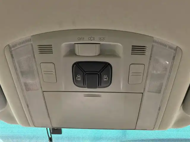 トヨタ ヴェルファイア 2．4Z 埼玉県 2008(平20)年 10.4万km ホワイトパールクリスタルシャイン 純正ＨＤＤナビ＆フルセグＴＶ/　（ＤＶＤ＆ＣＤ＆ＭＳＶ＆ＢＴ）/フリップダウンモニター/バックカメラ/ＥＴＣ/前方ドライブレコーダー/ウッドコンビステアリング/ステアリングリモコン/両側パワースライドドア/クリアランスソナー/純正エアロ/純正１８inアルミホイール/オートライト/ＨＩＤライト/フォグランプ/ウィンカーミラー/電動格納ミラー/Ｗ＆サイド＋カーテンエアバッグ/横滑り防止装置/ＡＢＳ/ドアバイザー/フロアマット/取扱説明書