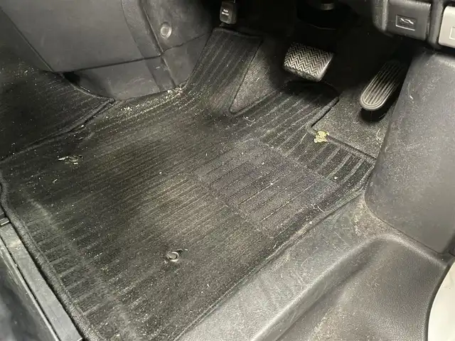 トヨタ ヴェルファイア 2．4Z 埼玉県 2008(平20)年 10.4万km ホワイトパールクリスタルシャイン 純正ＨＤＤナビ＆フルセグＴＶ/　（ＤＶＤ＆ＣＤ＆ＭＳＶ＆ＢＴ）/フリップダウンモニター/バックカメラ/ＥＴＣ/前方ドライブレコーダー/ウッドコンビステアリング/ステアリングリモコン/両側パワースライドドア/クリアランスソナー/純正エアロ/純正１８inアルミホイール/オートライト/ＨＩＤライト/フォグランプ/ウィンカーミラー/電動格納ミラー/Ｗ＆サイド＋カーテンエアバッグ/横滑り防止装置/ＡＢＳ/ドアバイザー/フロアマット/取扱説明書