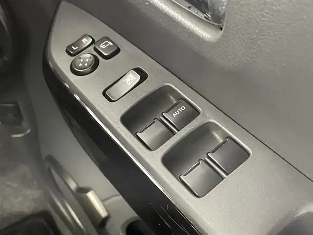 スズキ ハスラー Jスタイル Ⅱ 千葉県 2015(平27)年 3.6万km アクティブイエロー/ブラック2トーンルーフ 禁煙車/デュアルカメラブレーキ/純正ハーマンナビ/CD/Bluetooth/フルセグTV/全方位カメラ/バックカメラ/レーンアシスト/ハーフレザーシート/シートヒーター/HIDヘッドライト/オートライト/ステアリングリモコン/横滑り防止機能/純正15インチアルミホイール/アイドリングストップ/フロアマット/ドアバイザー/プッシュスタート