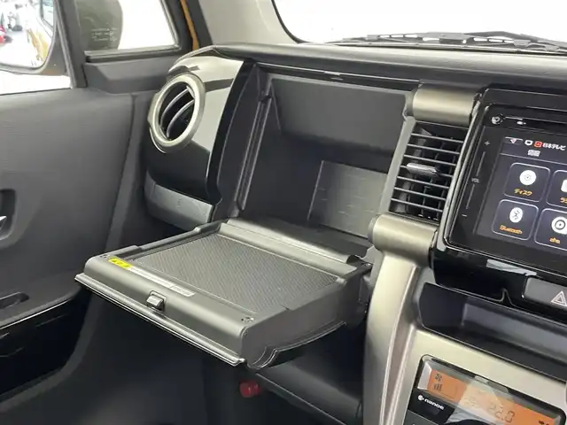 スズキ ハスラー Jスタイル Ⅱ 千葉県 2015(平27)年 3.6万km アクティブイエロー/ブラック2トーンルーフ 禁煙車/デュアルカメラブレーキ/純正ハーマンナビ/CD/Bluetooth/フルセグTV/全方位カメラ/バックカメラ/レーンアシスト/ハーフレザーシート/シートヒーター/HIDヘッドライト/オートライト/ステアリングリモコン/横滑り防止機能/純正15インチアルミホイール/アイドリングストップ/フロアマット/ドアバイザー/プッシュスタート