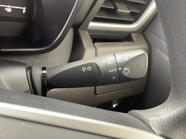 トヨタ ルーミー G 愛知県 2021(令3)年 2.8万km ブラックマイカメタリック /禁煙車//純正オーディオ//ETC//社外デジタルルームミラー//スマートアシスト//衝突回避支援ブレーキ//衝突警報機能//車線逸脱警報//路側逸脱警報//ふらつき警報//前後方誤発進抑制//先行車発進お知らせ//オートハイビーム//前後コーナーセンサー//LEDヘッドライト//オートライト//両側電動スライドドア//フロントシートウォークスルー//社外フロアマット//ステアリングスイッチ//プッシュスタート//電動格納ミラー//アイドリングストップ//新車保証書・取扱説明書