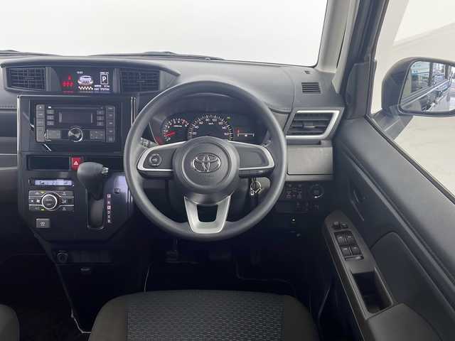 トヨタ ルーミー G 愛知県 2021(令3)年 2.8万km ブラックマイカメタリック /禁煙車//純正オーディオ//ETC//社外デジタルルームミラー//スマートアシスト//衝突回避支援ブレーキ//衝突警報機能//車線逸脱警報//路側逸脱警報//ふらつき警報//前後方誤発進抑制//先行車発進お知らせ//オートハイビーム//前後コーナーセンサー//LEDヘッドライト//オートライト//両側電動スライドドア//フロントシートウォークスルー//社外フロアマット//ステアリングスイッチ//プッシュスタート//電動格納ミラー//アイドリングストップ//新車保証書・取扱説明書