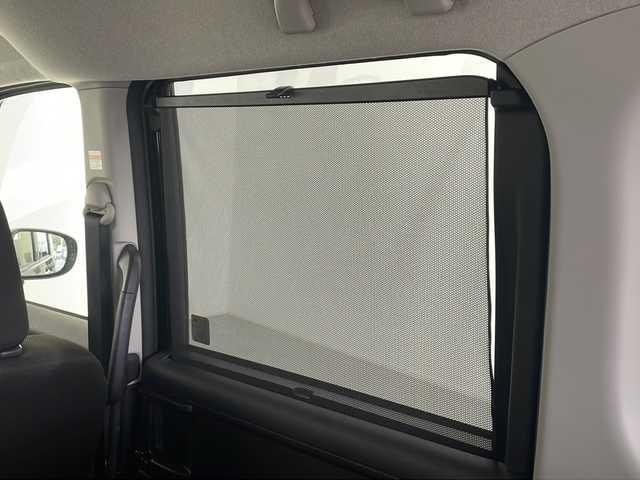 トヨタ ルーミー G 愛知県 2021(令3)年 2.8万km ブラックマイカメタリック /禁煙車//純正オーディオ//ETC//社外デジタルルームミラー//スマートアシスト//衝突回避支援ブレーキ//衝突警報機能//車線逸脱警報//路側逸脱警報//ふらつき警報//前後方誤発進抑制//先行車発進お知らせ//オートハイビーム//前後コーナーセンサー//LEDヘッドライト//オートライト//両側電動スライドドア//フロントシートウォークスルー//社外フロアマット//ステアリングスイッチ//プッシュスタート//電動格納ミラー//アイドリングストップ//新車保証書・取扱説明書