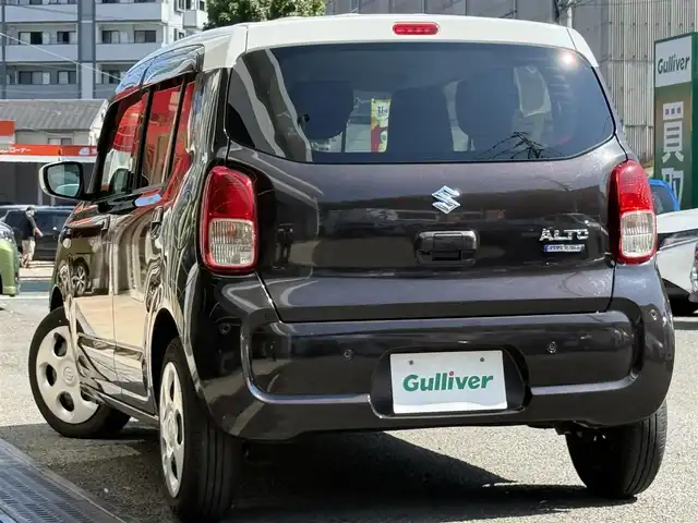 スズキ アルト ハイブリッドS 長崎県 2023(令5)年 1万km アーバンブラウンパールメタリック 2トーン 衝突被害軽減ブレーキ/純正ディスプレイオーディオ/・Bluetooth/・Apple Car Play/・Android Auto/バックカメラ/レーンキープアシスト/ビルトインETC/シートヒーター/コーナーセンサー/LEDオートライト/ステアリングスイッチ/ヘッドライトレベライザー/横すべり防止装置/アイドリングストップ