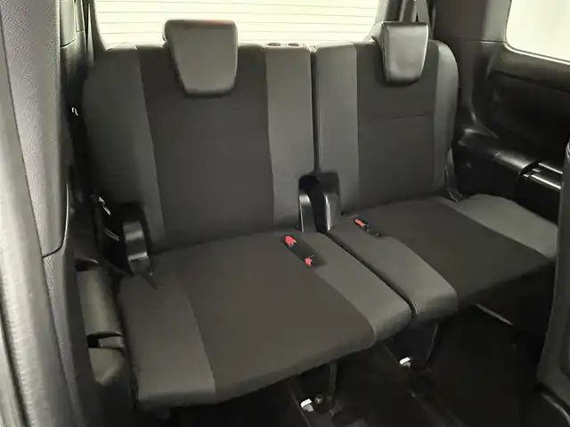 トヨタ ノア Si ダブルバイビーⅡ 岡山県 2019(令1)年 5.1万km ホワイトパールクリスタルシャイン 純正10インチナビ（NSZN-Z68T）/・FM/AM/Bluetooth/フルセグ/CD/DVD/バックカメラ/12.1インチフリップダウンモニター/両側電動スライドドア/ハーフレザーシート/ドライブレコーダー/ビルトインETC2.0/トヨタセーフティーセンス/・プリクラッシュセーフティ/・レーンキープアシスト/・レーダークルーズコントロール/・オートマチックハイビーム/LEDヘッドライト/・フォグライト/純正16インチアルミ/フロアマット