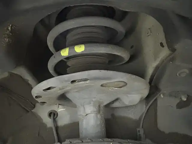 トヨタ ノア Si ダブルバイビーⅡ 岡山県 2019(令1)年 5.1万km ホワイトパールクリスタルシャイン 純正10インチナビ（NSZN-Z68T）/・FM/AM/Bluetooth/フルセグ/CD/DVD/バックカメラ/12.1インチフリップダウンモニター/両側電動スライドドア/ハーフレザーシート/ドライブレコーダー/ビルトインETC2.0/トヨタセーフティーセンス/・プリクラッシュセーフティ/・レーンキープアシスト/・レーダークルーズコントロール/・オートマチックハイビーム/LEDヘッドライト/・フォグライト/純正16インチアルミ/フロアマット