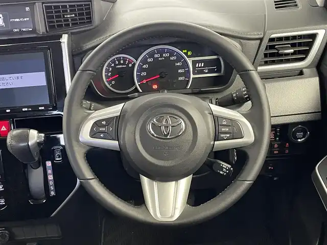 トヨタ ルーミー カスタムG 埼玉県 2020(令2)年 8万km ブラックマイカメタリック スマートアシスト３　純正９インチナビ　バックカメラ　ドライブレコーダー　クルーズコントロール　ステアリングスイッチ　純正アルミホイール　スマートキー　オートハイビーム　ＬＥＤヘッドライト　地デジＴＶ