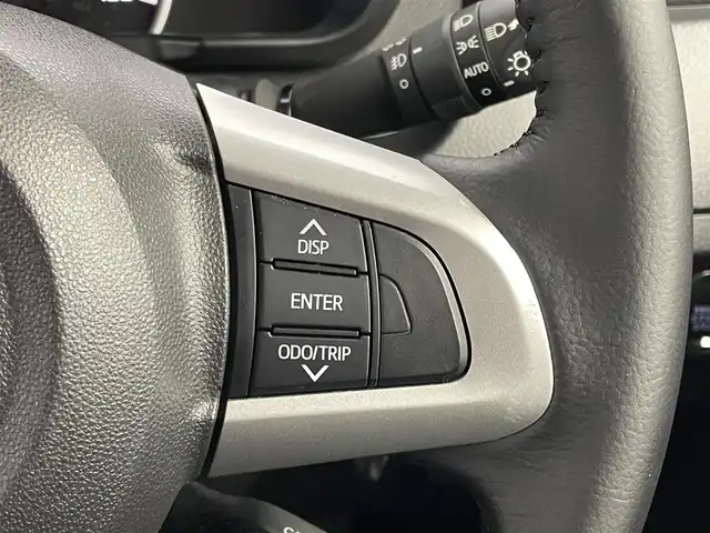 トヨタ ルーミー カスタムG 埼玉県 2020(令2)年 8万km ブラックマイカメタリック スマートアシスト３　純正９インチナビ　バックカメラ　ドライブレコーダー　クルーズコントロール　ステアリングスイッチ　純正アルミホイール　スマートキー　オートハイビーム　ＬＥＤヘッドライト　地デジＴＶ