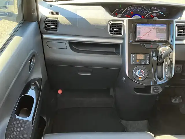 ダイハツ タント カスタム X トップED SA 三重県 2014(平26)年 8万km パールホワイトⅢ ♪スマートアシスト/ ・低速域衝突回避支援ブレーキ機能/ ・誤発進抑制制御機能/ ・先行車発進お知らせ機能/♪ケンウッドナビ/ ・フルセグ・Bluetooth/ ・USB・DVD/ ・録音機能　/♪バックカメラ/♪パワースライドドア/♪LEDヘッドライト/♪フォグライト/♪オートライト/♪ステアリングスイッチ/♪ハーフレザーシート/♪スマートキー×2/♪プッシュスタート/♪アイドリングストップ/♪リアサンシェード/♪ウィンカーミラー/♪オートリトラクタブルミラー/♪フロアマット/♪ドアバイザー