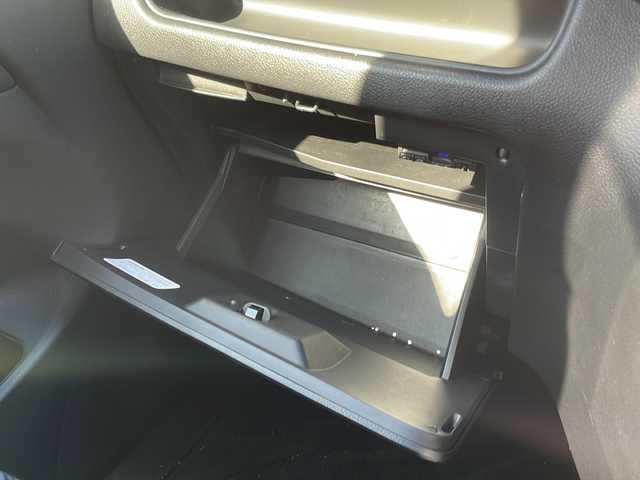 日産 セレナ ハイウェイスター S HV エアロ 静岡県 2013(平25)年 3.4万km スーパーブラック /社外ナビ/地デジTV//社外CD/DVD/Bluetooth//バックカメラ//両側パワースライドドア//ディスチャージ//ETC//純正16インチAW//スマートキー//保証書//取説