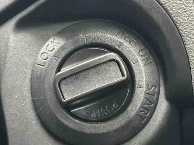 日産 エクストレイル 20Xt 愛知県 2009(平21)年 16.2万km バーニングレッド ワンオーナー/日産純正7インチオリジナルナビゲーション/　　・CD/DVD/フルセグ/バックカメラ/ステアリングリモコン/クルーズコントロール/ETC/フルフラットシート/シートヒーター（全席）/純正フロアマット/ルーフレール/純正17インチアルミホイール/社外アルミホイール付スタッドレスタイヤ/4WD/VDC/ダウンヒルアシストコントロール/オートライト/保証書/スマートキー/スペアキー