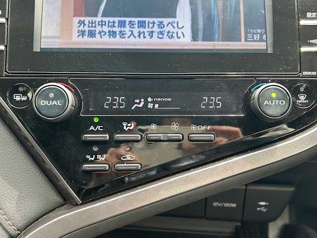 トヨタ カムリ G レザーパッケージ 静岡県 2018(平30)年 7.5万km エモーショナルレッドⅡ メーカーナビ　フルセグＴＶ　ＤＶＤ再生　Ｂｌｕｅｔｏｏｔｈ　ＵＳＢ接続　バックカメラ　ビルトインＥＴＣ　ドライブレコーダー　黒革シート　パワーシート　シートヒータ　レーダークルーズ　ＬＫＡ　ＢＳＭ