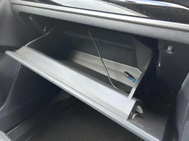 スバル フォレスター S－リミテッド 埼玉県 2016(平28)年 7万km クリスタルブラックシリカ 登録時69362km/禁煙車/4WD/HDDナビ（AM/FM/BT/フルセグTV）/クルーズコントロール追従有/レーンキープアシスト/バックカメラ/純正18インチAW/純正LEDヘッドライト/パドルシフト/前席パワーシート/D席シートメモリー/前席シートヒーター/パワーバックドア/純正フロアマット/純正ドアバイザー/MT付きAT/ドライブレコーダー前後/ETC/フォグランプ/アイドリングストップ/横滑り防止装置/ステアリングスイッチ/スマートキー/スペアキー1本/Pスタート/保証書/車両/ナビ取扱説明書