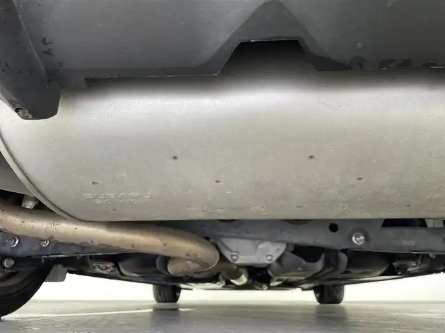ホンダ Ｎ ＢＯＸ カスタム L スタイル+ブラック 大分県 2022(令4)年 5.3万km プラチナホワイトパール ホンダセンシング/・衝突軽減ブレーキ/・誤発進抑制機能/・後方誤発進抑制機能/・歩行者低減ステアリング/・アダブティブクルーズコントロール/・車線維持支援システム/・路外逸脱抑制機能/社外ナビ　/(CD/DVD/BT/USB/フルセグTV)/前後ドライブレコーダー/バックカメラ/前席シートヒーター/両側パワースライドドア/LEDオートライト/純正14インチアルミホイール/スマートキー/ETC