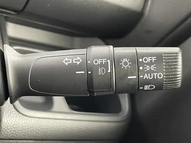 ホンダ Ｎ ＢＯＸ カスタム L スタイル+ブラック 大分県 2022(令4)年 5.3万km プラチナホワイトパール ホンダセンシング/・衝突軽減ブレーキ/・誤発進抑制機能/・後方誤発進抑制機能/・歩行者低減ステアリング/・アダブティブクルーズコントロール/・車線維持支援システム/・路外逸脱抑制機能/社外ナビ　/(CD/DVD/BT/USB/フルセグTV)/前後ドライブレコーダー/バックカメラ/前席シートヒーター/両側パワースライドドア/LEDオートライト/純正14インチアルミホイール/スマートキー/ETC