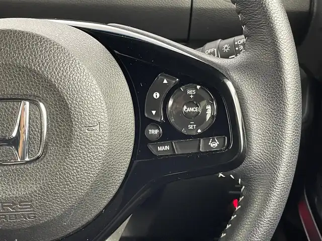 ホンダ Ｎ ＢＯＸ カスタム L スタイル+ブラック 大分県 2022(令4)年 5.3万km プラチナホワイトパール ホンダセンシング/・衝突軽減ブレーキ/・誤発進抑制機能/・後方誤発進抑制機能/・歩行者低減ステアリング/・アダブティブクルーズコントロール/・車線維持支援システム/・路外逸脱抑制機能/社外ナビ　/(CD/DVD/BT/USB/フルセグTV)/前後ドライブレコーダー/バックカメラ/前席シートヒーター/両側パワースライドドア/LEDオートライト/純正14インチアルミホイール/スマートキー/ETC