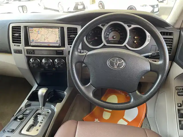 トヨタ ハイラックス サーフ SSR－X 和歌山県 2006(平18)年 8.9万km シャンパンマイカM 禁煙車/社外ナビ/CD.DVD.TV/サンルーフ/オフロードタイヤ/積み込みスタッドレスタイヤ/レザー調シートカバー/スペアキー