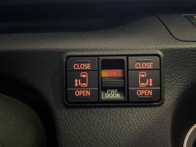 トヨタ シエンタ G クエロ 神奈川県 2022(令4)年 0.4万km アバンギャルドブロンズメタリック ワンオーナー/パノラマビューモニター/純正ナビ（DVD/CD/BT/SD/AM/FM）/フルセグTV/両側パワースライドドア/ハーフレザーシート/前席シートヒーター/ステアリングヒーター/トヨタセーフティセンス/レーンキープアシスト/オートハイビーム/パーキングサポートブレーキ/クリアランスソナー/前後ドライブレコーダー（ZDR-035）/ビルトインETC/スマートキー　2本/プッシュスタート/純正フロアマット/アイドリングストップ/横滑り防止装置/保証書/取扱説明書