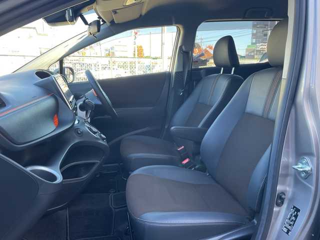 トヨタ シエンタ G クエロ 神奈川県 2022(令4)年 0.4万km アバンギャルドブロンズメタリック ワンオーナー/パノラマビューモニター/純正ナビ（DVD/CD/BT/SD/AM/FM）/フルセグTV/両側パワースライドドア/ハーフレザーシート/前席シートヒーター/ステアリングヒーター/トヨタセーフティセンス/レーンキープアシスト/オートハイビーム/パーキングサポートブレーキ/クリアランスソナー/前後ドライブレコーダー（ZDR-035）/ビルトインETC/スマートキー　2本/プッシュスタート/純正フロアマット/アイドリングストップ/横滑り防止装置/保証書/取扱説明書