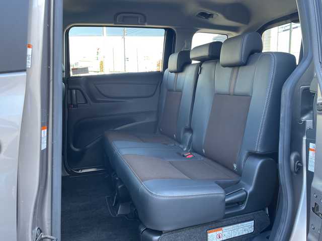 トヨタ シエンタ G クエロ 神奈川県 2022(令4)年 0.4万km アバンギャルドブロンズメタリック ワンオーナー/パノラマビューモニター/純正ナビ（DVD/CD/BT/SD/AM/FM）/フルセグTV/両側パワースライドドア/ハーフレザーシート/前席シートヒーター/ステアリングヒーター/トヨタセーフティセンス/レーンキープアシスト/オートハイビーム/パーキングサポートブレーキ/クリアランスソナー/前後ドライブレコーダー（ZDR-035）/ビルトインETC/スマートキー　2本/プッシュスタート/純正フロアマット/アイドリングストップ/横滑り防止装置/保証書/取扱説明書