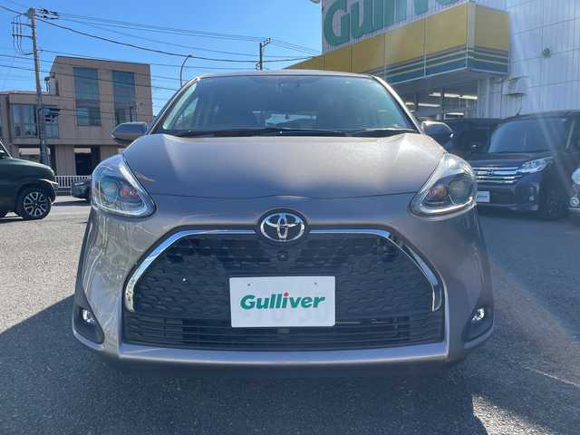 トヨタ シエンタ G クエロ 神奈川県 2022(令4)年 0.4万km アバンギャルドブロンズメタリック ワンオーナー/パノラマビューモニター/純正ナビ（DVD/CD/BT/SD/AM/FM）/フルセグTV/両側パワースライドドア/ハーフレザーシート/前席シートヒーター/ステアリングヒーター/トヨタセーフティセンス/レーンキープアシスト/オートハイビーム/パーキングサポートブレーキ/クリアランスソナー/前後ドライブレコーダー（ZDR-035）/ビルトインETC/スマートキー　2本/プッシュスタート/純正フロアマット/アイドリングストップ/横滑り防止装置/保証書/取扱説明書