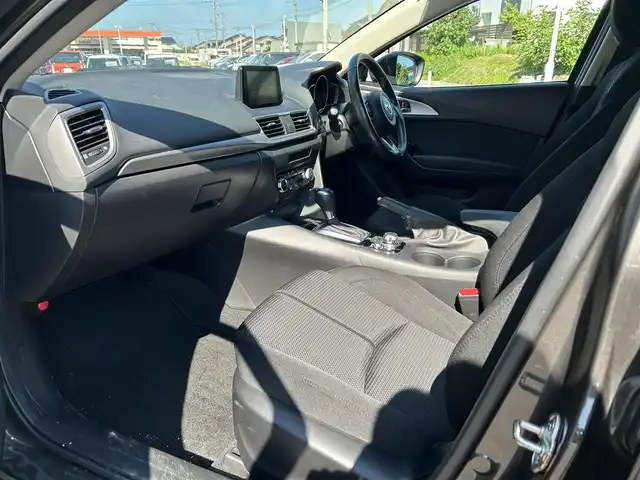 マツダ アクセラ スポーツ 15S 富山県 2019(令1)年 5.7万km マシーングレープレミアムM マツダコネクトナビ(7インチ)/フルセグTV/Bluetooth/USB端子/DVD再生/CD再生/アラウンドビューモニター/純正16インチAW付夏タイヤ4本積込/ETC/ドライブレコーダー/ウィンカーミラー/電動格納ミラー/スマートキー/プッシュスタート/i-stop/パーキングセンサー/アドバンススマートシティブレーキサポート禁煙/AT誤発進抑制制御機能/車線逸脱警報システム(LDWS)/横滑り防止装置/革巻きステアリング/社外16インチAW/スペアキー/保証書/取扱説明書