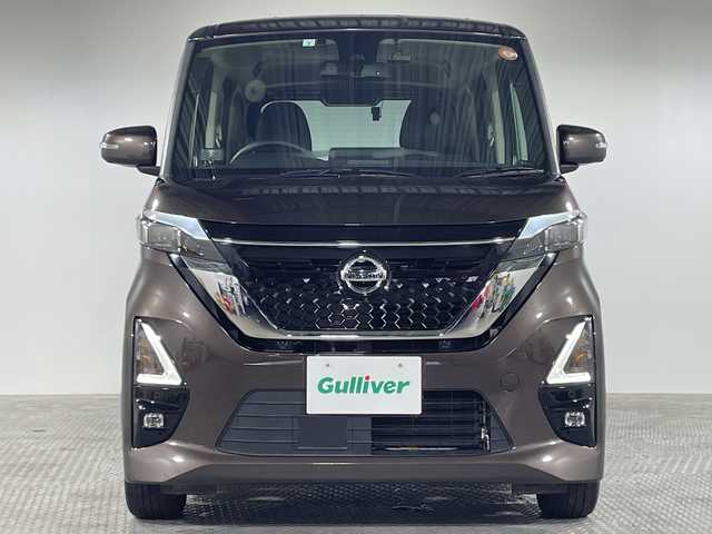 日産 ルークス HWS Gターボ プロパイロットED 神奈川県 2021(令3)年 4万km アッシュブラウンM 純正9型SDナビゲーション【MM320D-L】/AM FM Bluetooth フルセグ CD DVD/アラウンドビューモニター/両側パワースライドドア/プロパイロット/先進安全装備/インテリジェントエマージェンシーブレーキ/踏み間違い衝突防止アシスト/車線逸脱防止支援システム/車線逸脱警報/前方衝突予測警報/ふらつき警報/標識検知機能/アイドリングストップ/前後ドライブレコーダー/ステアリングリモコン/オートホールド/ETC/純正フロアマット/LEDヘッドライト/オートライト/オートマチックハイビーム/純正15インチアルミホイル/プッシュスタート/スマートキー/ドアバイザー