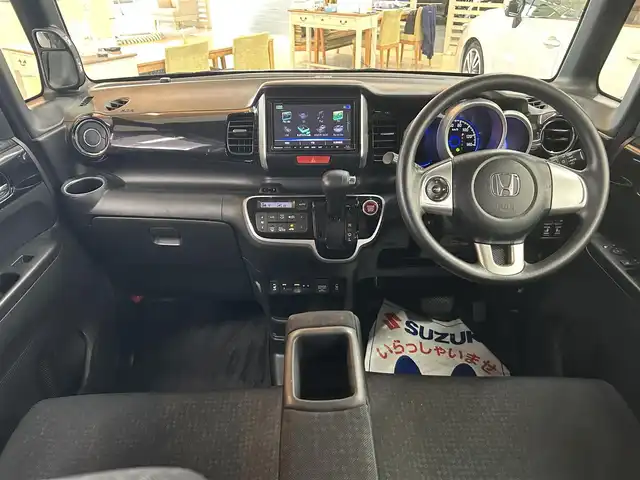 ホンダ Ｎ ＢＯＸ カスタム G Lパッケージ 宮崎県 2017(平29)年 9.9万km クリスタルブラックパール /ナビ(CN-RX03D)//TV/CD/DVD/Bluetooth//バックカメラ//両側パワースライドドア//ビルトインETC//前席シートヒーター//純正フロアマット//純正アルミホイール//ドアバイザー//プッシュスタート//電格ウィンカーミラー//ステアリングスイッチ