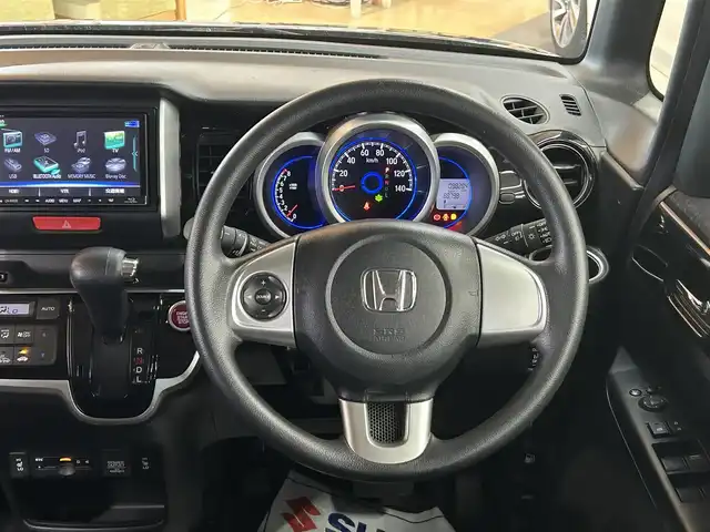 ホンダ Ｎ ＢＯＸ カスタム G Lパッケージ 宮崎県 2017(平29)年 9.9万km クリスタルブラックパール /ナビ(CN-RX03D)//TV/CD/DVD/Bluetooth//バックカメラ//両側パワースライドドア//ビルトインETC//前席シートヒーター//純正フロアマット//純正アルミホイール//ドアバイザー//プッシュスタート//電格ウィンカーミラー//ステアリングスイッチ