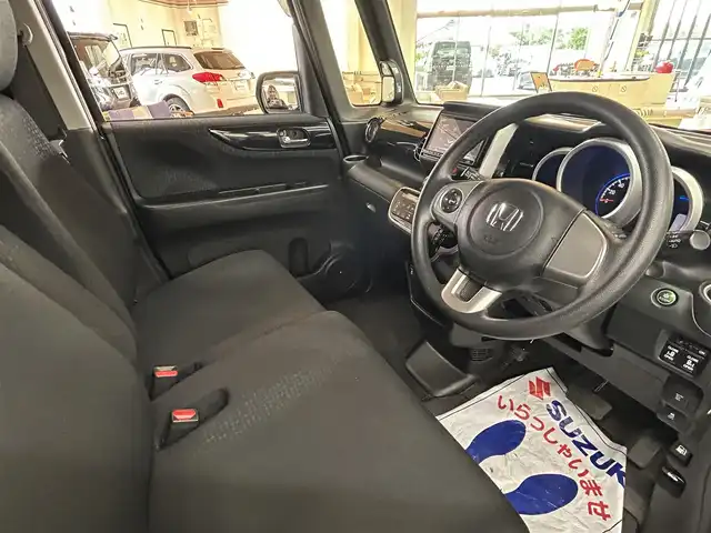 ホンダ Ｎ ＢＯＸ カスタム G Lパッケージ 宮崎県 2017(平29)年 9.9万km クリスタルブラックパール /ナビ(CN-RX03D)//TV/CD/DVD/Bluetooth//バックカメラ//両側パワースライドドア//ビルトインETC//前席シートヒーター//純正フロアマット//純正アルミホイール//ドアバイザー//プッシュスタート//電格ウィンカーミラー//ステアリングスイッチ