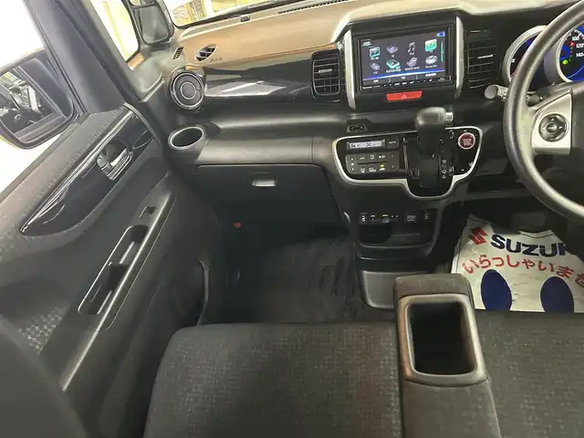 ホンダ Ｎ ＢＯＸ カスタム G Lパッケージ 宮崎県 2017(平29)年 9.9万km クリスタルブラックパール /ナビ(CN-RX03D)//TV/CD/DVD/Bluetooth//バックカメラ//両側パワースライドドア//ビルトインETC//前席シートヒーター//純正フロアマット//純正アルミホイール//ドアバイザー//プッシュスタート//電格ウィンカーミラー//ステアリングスイッチ
