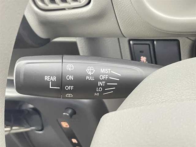 スズキ エブリイ ジョイン ターボ 千葉県 2024(令6)年 0.5万km クールカーキPM 禁煙車/登録時走行距離：4615Km/スズキセーフティーサポート/・衝突被害軽減ブレーキ/・後退時抑制ブレーキ/・車線逸脱警報/パートタイム式４WD(切り替え機能付）/・２WD/・オート4WD/・４WD ロック/シートヒーター/リア席クーラー/USBソケット×２/スマートキー/・スペアキー