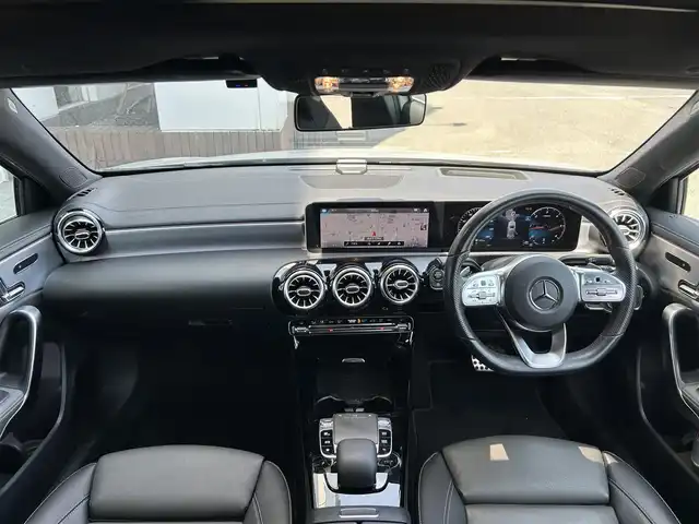 メルセデス・ベンツ Ｍ・ベンツ Ａ２００ｄ AMGライン 静岡県 2019(令1)年 8.4万km イリジウムシルバー 純正ナビ/フルセグ/Bluetooth/USB/ETC2.0/全方位/サンルーフ/ドライブレコーダー前/レザーシート/パワーシートD＋N/シートヒーターD＋N/純正アルミホイール/LEDヘッドライト/アンビエントライト/シートキネティクス/TSP/パートロニック/アクティレーンキープアシスト/HUD/アクティブブレーキアシスト/ブラインドスポットアシスト/アテンションアシスト/レーンチェンジアシスト/レーンキープアシスト/ダイナミックセレクト