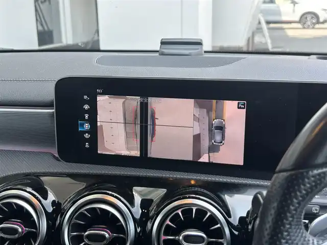 メルセデス・ベンツ Ｍ・ベンツ Ａ２００ｄ AMGライン 静岡県 2019(令1)年 8.4万km イリジウムシルバー 純正ナビ/フルセグ/Bluetooth/USB/ETC2.0/全方位/サンルーフ/ドライブレコーダー前/レザーシート/パワーシートD＋N/シートヒーターD＋N/純正アルミホイール/LEDヘッドライト/アンビエントライト/シートキネティクス/TSP/パートロニック/アクティレーンキープアシスト/HUD/アクティブブレーキアシスト/ブラインドスポットアシスト/アテンションアシスト/レーンチェンジアシスト/レーンキープアシスト/ダイナミックセレクト