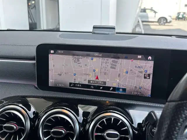 メルセデス・ベンツ Ｍ・ベンツ Ａ２００ｄ AMGライン 静岡県 2019(令1)年 8.4万km イリジウムシルバー 純正ナビ/フルセグ/Bluetooth/USB/ETC2.0/全方位/サンルーフ/ドライブレコーダー前/レザーシート/パワーシートD＋N/シートヒーターD＋N/純正アルミホイール/LEDヘッドライト/アンビエントライト/シートキネティクス/TSP/パートロニック/アクティレーンキープアシスト/HUD/アクティブブレーキアシスト/ブラインドスポットアシスト/アテンションアシスト/レーンチェンジアシスト/レーンキープアシスト/ダイナミックセレクト