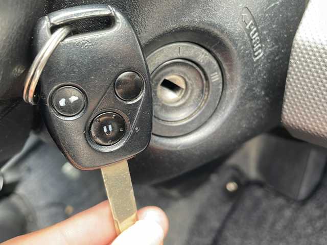 ホンダ フリード Gエアロ ハイウェイエディション 宮城県 2010(平22)年 10.8万km プレミアムブラキッシュパール 登録時走行距離107132km/社外ナビ　/AM・FM・ワンセグTV・CD・DVD・iPod/バックカメラ　/ＥＴＣ　/ドライブレコーダー　/片側パワースライドドア　/純正フロアマット　/ウォークスルー　/純正アルミホイール　/オートライト　/Ｗエアバッグ　/スペアキーあり/ワイパーデアイサー/3列シート