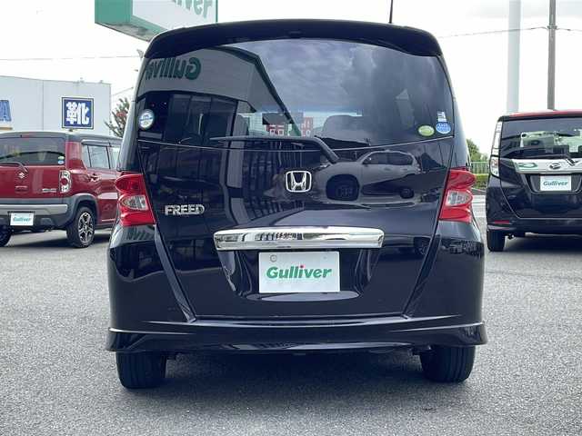 ホンダ フリード Gエアロ ハイウェイエディション 宮城県 2010(平22)年 10.8万km プレミアムブラキッシュパール 登録時走行距離107132km/社外ナビ　/AM・FM・ワンセグTV・CD・DVD・iPod/バックカメラ　/ＥＴＣ　/ドライブレコーダー　/片側パワースライドドア　/純正フロアマット　/ウォークスルー　/純正アルミホイール　/オートライト　/Ｗエアバッグ　/スペアキーあり/ワイパーデアイサー/3列シート